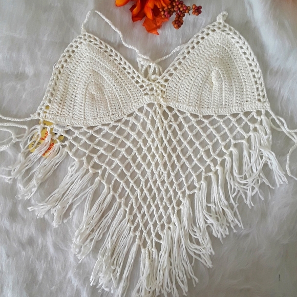 Crotchet Crop Top - Picture 4 of 5